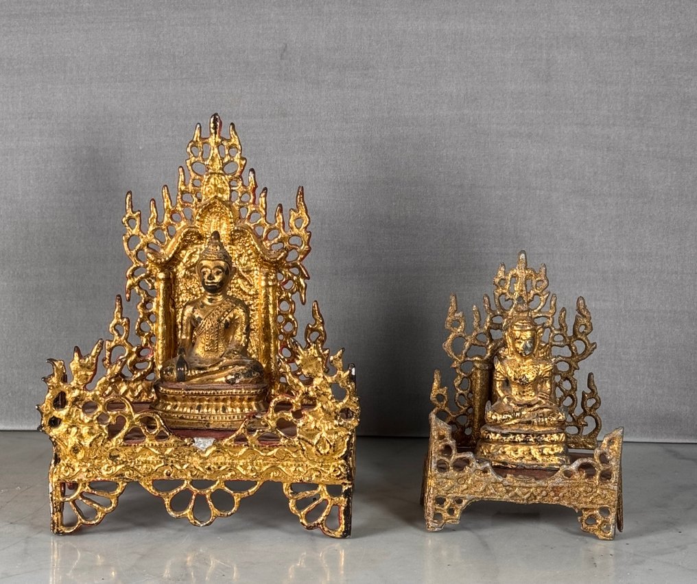 玩具人偶 - Gilded altars. - 金属 - 缅甸 #1.0