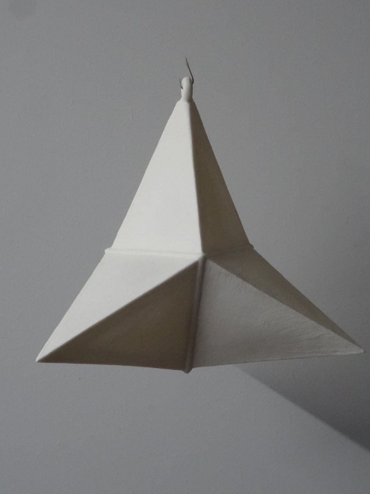 "NO RESERVE"   2025 - 82  Hangende veelvlakkige stervorm #4.3