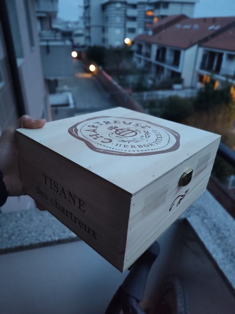 Chartreuse - Tisane des Chartreux    - b. 2025  - 10cl #1.0