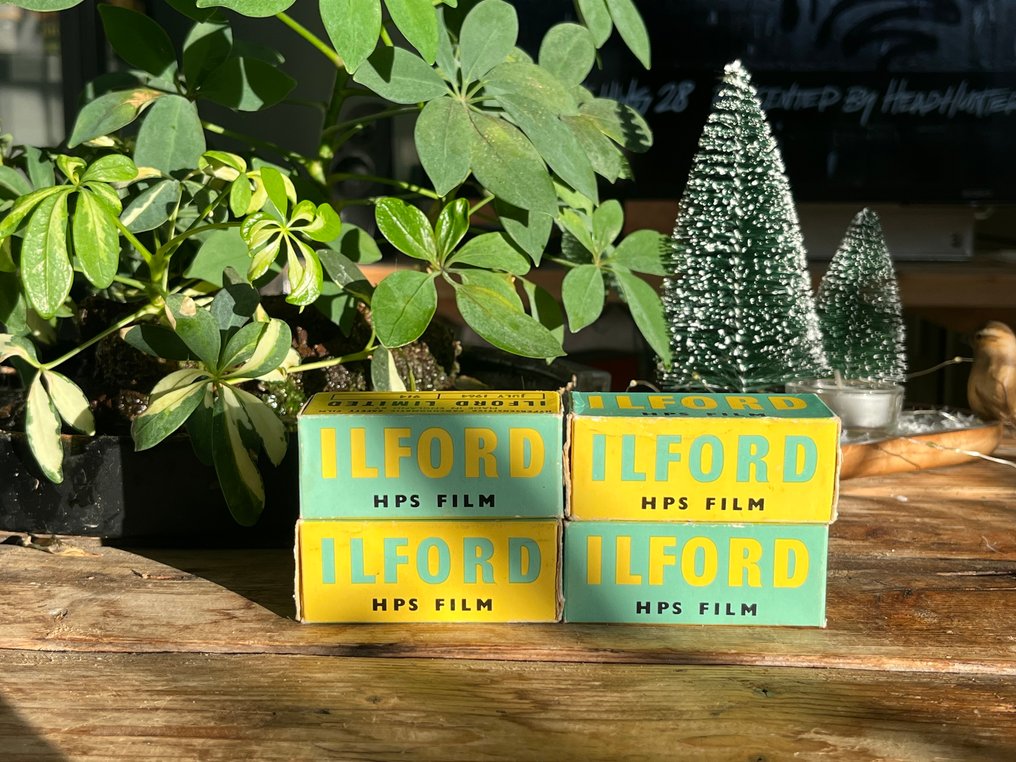 Ilford 4x HPS 800 - 120 (Collectors Item) 未使用胶卷 #1.0