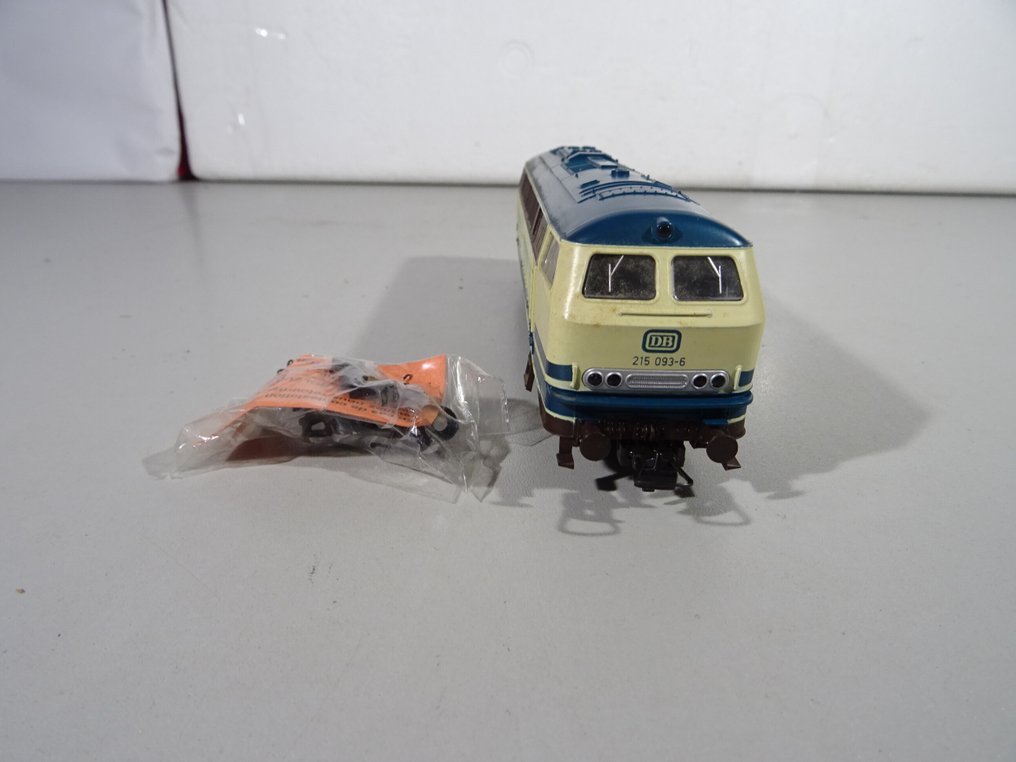 Roco H0轨 - 43418 - 柴油内燃机车 (1) - BR 215 - DB #4.3