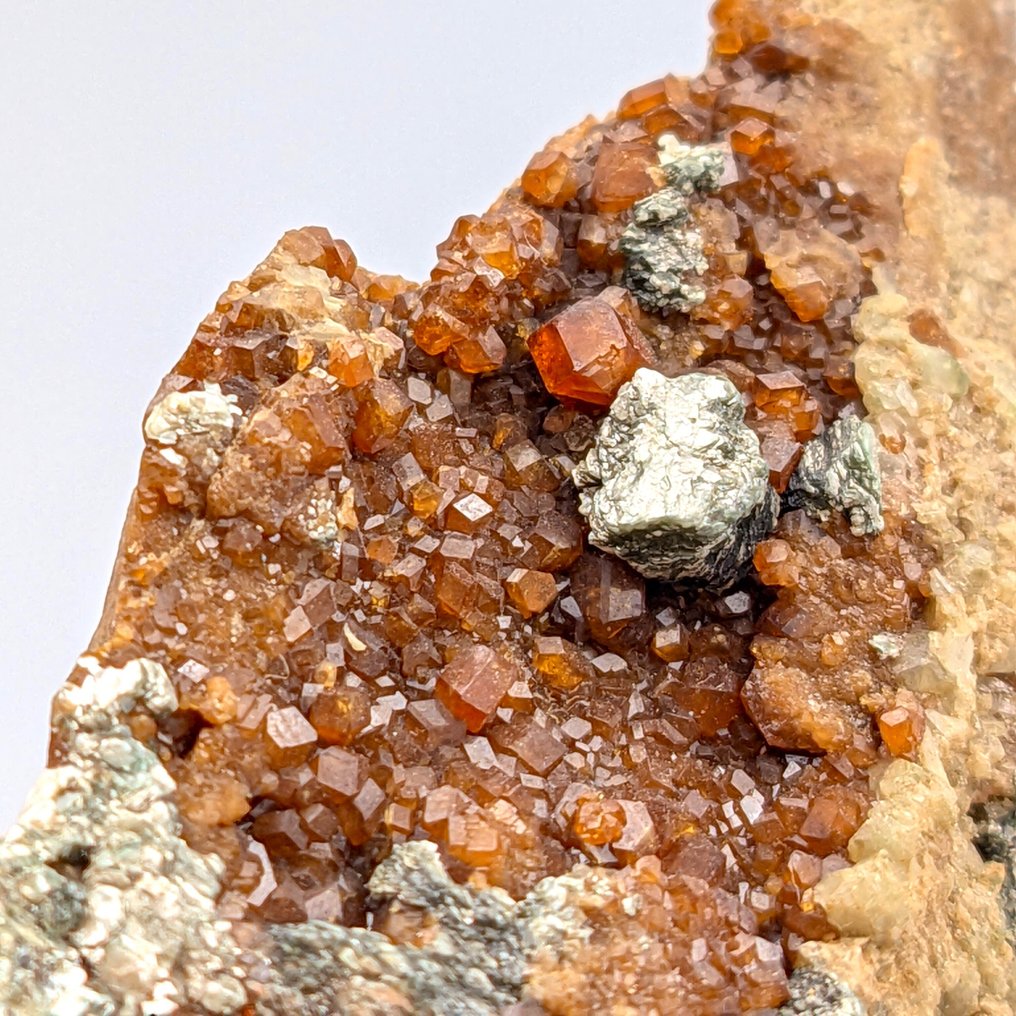 Grossularia Alpine Orange Garnet with Clinochlore, Italy Crystals on matrix - Height: 66 mm - Width: 43 mm- 52 g #1.0