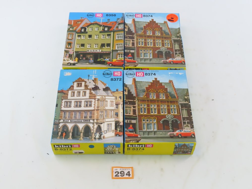 Kibri H0 - B8358/B8372/B8374 - Kituri de construit machete tren (4) - 4 seturi de construcție din clădiri vechi din oraș #2.1