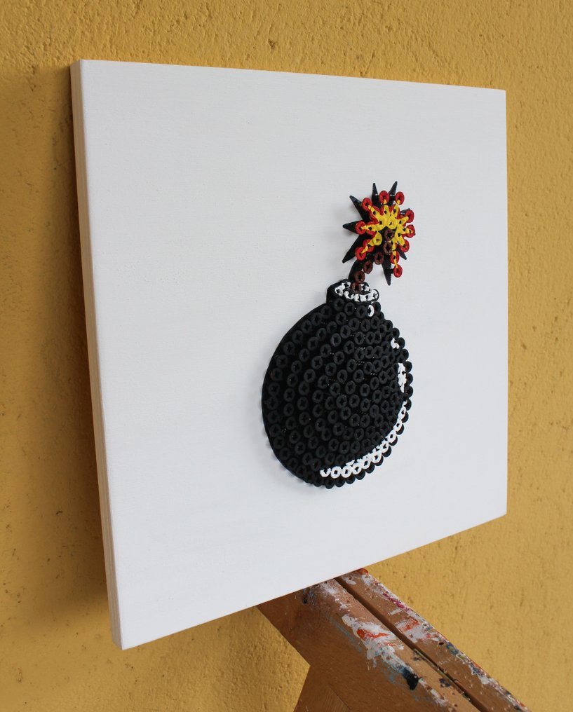 Alessandro Padovan (1983) - BOMB (Screw Art) #1.0