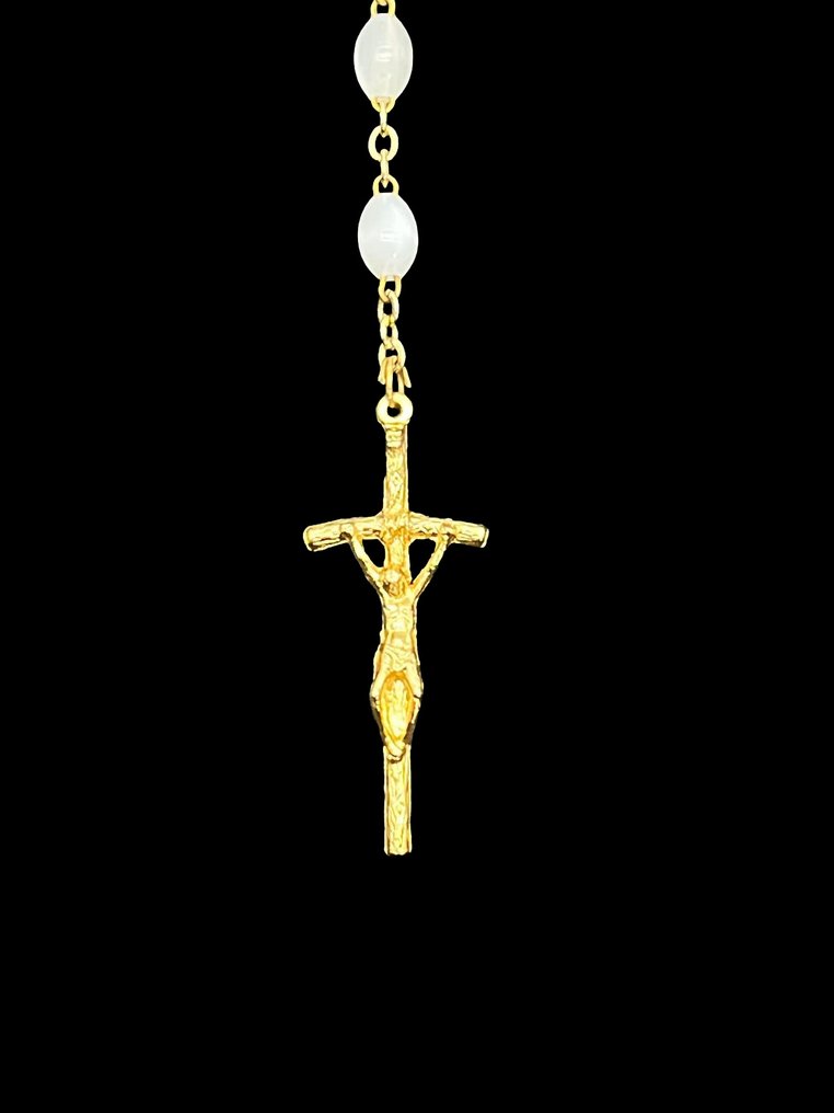 Pope John Paul II - Audience Rosary - Blessed and given by the Holy Father - Glass paste and golden metal - 1970-1980 #4.3