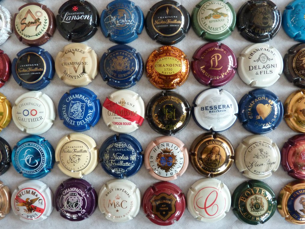 Θεματική συλλογή - 300 πολύ όμορκες φιάλες σαμπάνιας με μεγάλες εμπορικές πλευρές. - Ritz, Mumm 2000, Ayala, Perrier Jouet, Mignon. #2.1