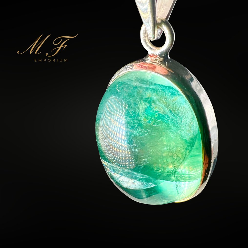 高端天然碧玺，925纯银，展现出令人惊叹的色彩变化。 珠宝 - 高度: 20 mm - 宽度: 15 mm- 9.3 g - (1) #3.2