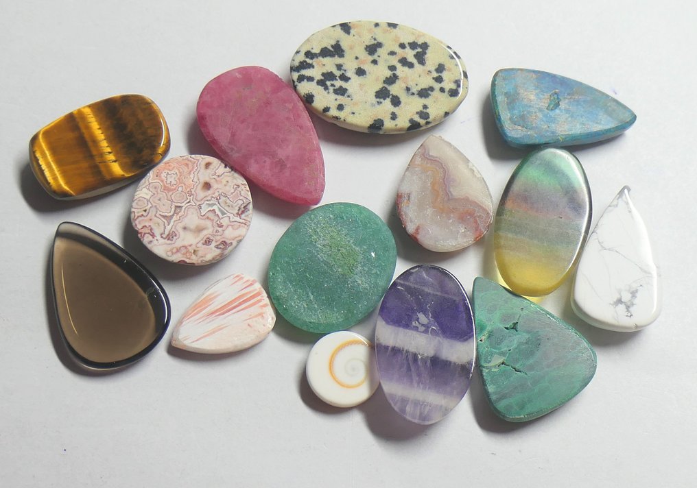 100%天然的精彩宝石坠 弧面形- 49.83 g - (14) #4.3