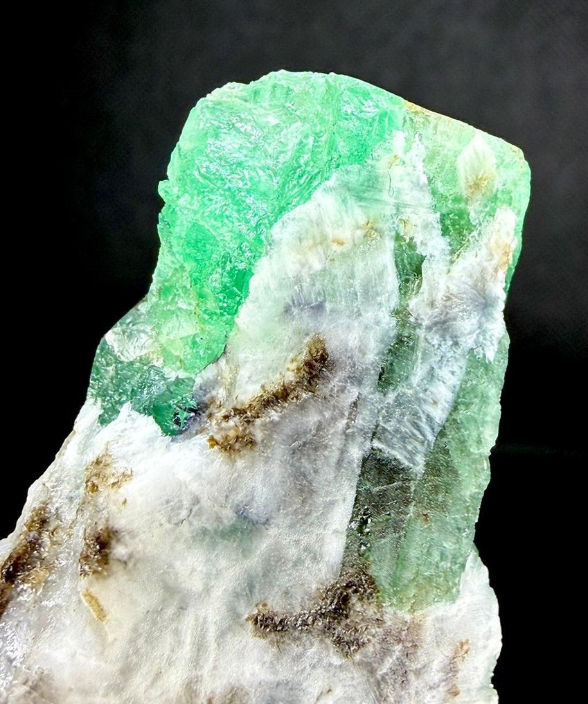 祖母绿 水晶 - 高度: 71 mm - 宽度: 30 mm- 55 g #3.2