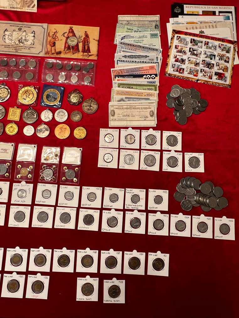 Italia. Lotto da oltre 780 monete, banconote, rotolini, miniassegni, francobolli Repubblica Italiana con (Sin precio de reserva) #3.2