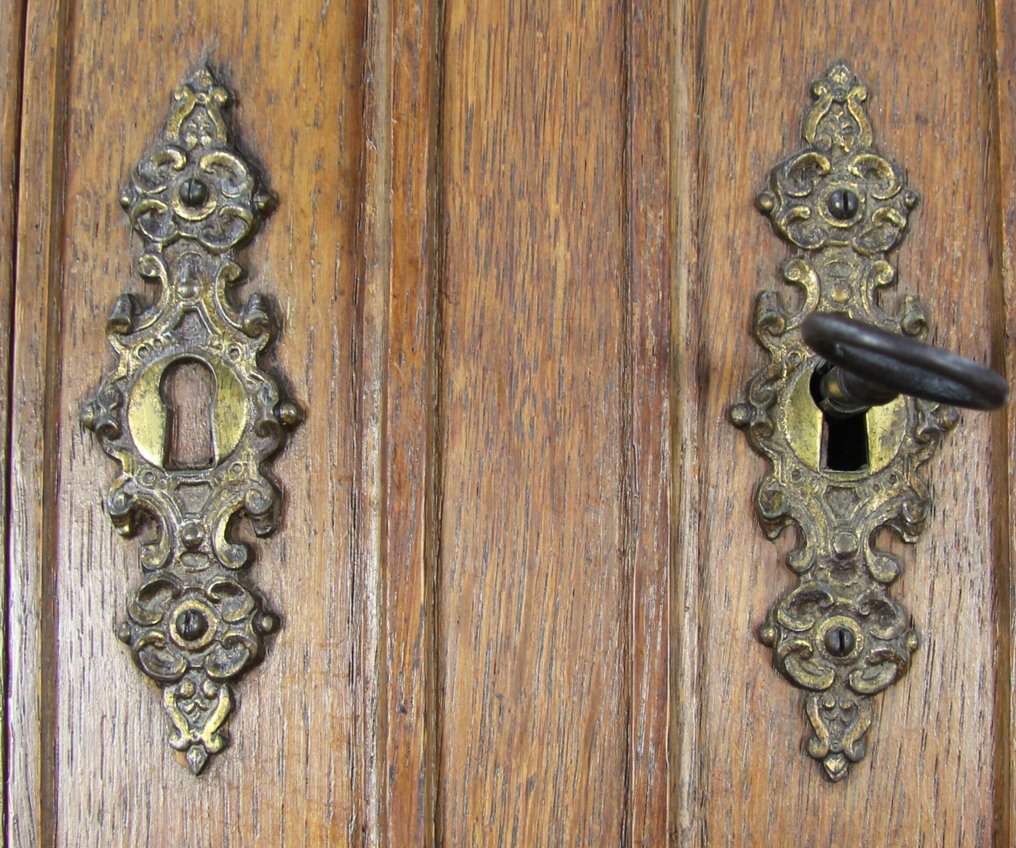 Udstillingsmontre - Egetræ - Levering mulig #2.1