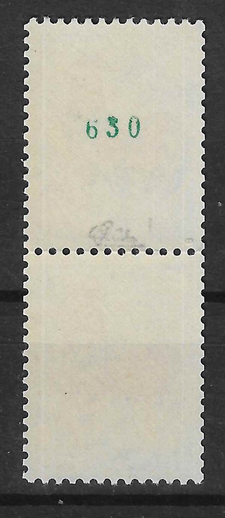 France  - numéro vert au verso - signé Calves - cote = 265 euros - Yvert n°1331c #1.0