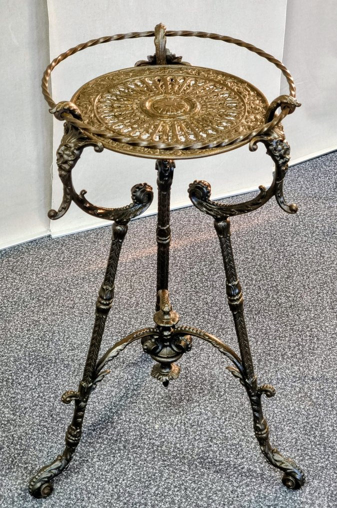 桌架 - 铸铁 - 大量铸铁 #1.0