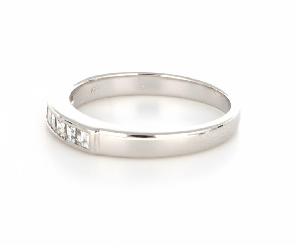 Ei pohjahintaa - Sormus - 18 kt. Valkokulta - 0.49ct. tw. Timantti (Luonnollinen) #1.0