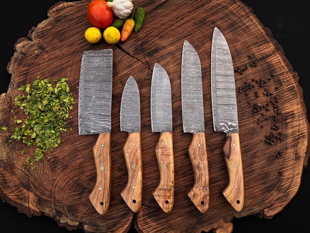 厨刀 - 厨房厨师刀具套装 适用于室内外日常使用 (UZ-292) - 美国橄榄木手柄和1095/15n20折叠钢 - 美国 - 厨房和烧烤套装 #1.0