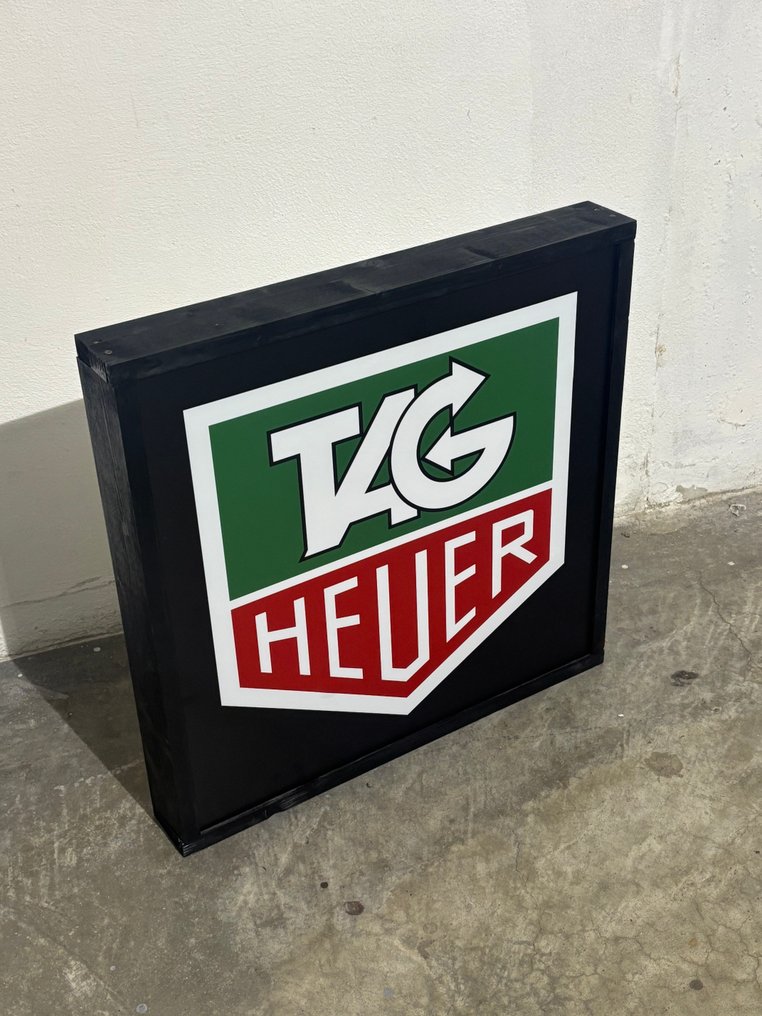 TAG HEUER - Sinal luminoso - Madeira, plástico, plexiglass #3.2