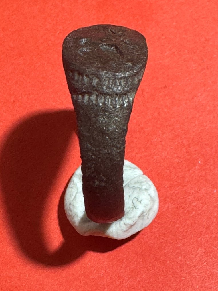 Ókori Római, Birodalom Bronz gyűrű (Nincs minimálár) #1.0