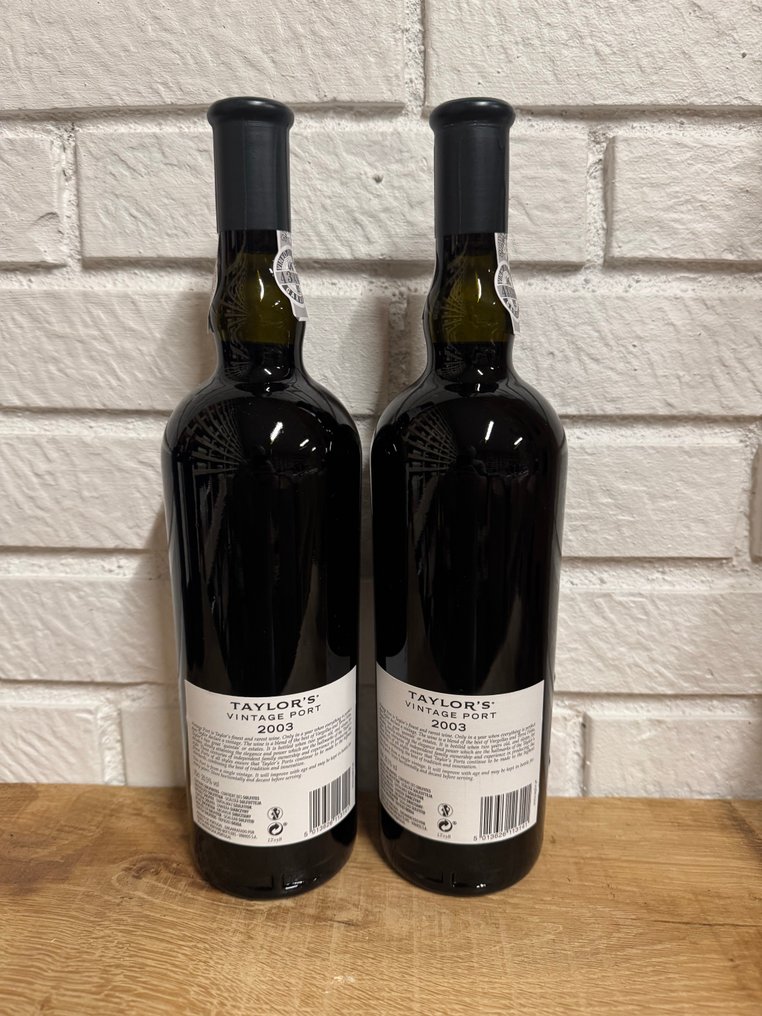 2003 Taylor's - Vintage Port - Εμφιαλώνεται σε 2005 -  Πόρτο  - 2 Bottles (0.75L) #3.2