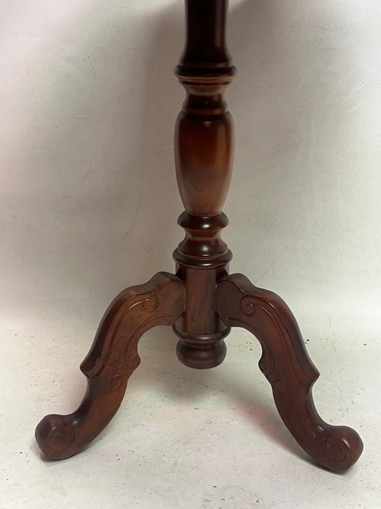 Table d'appoint - Bois - petite table à vin classique #2.1