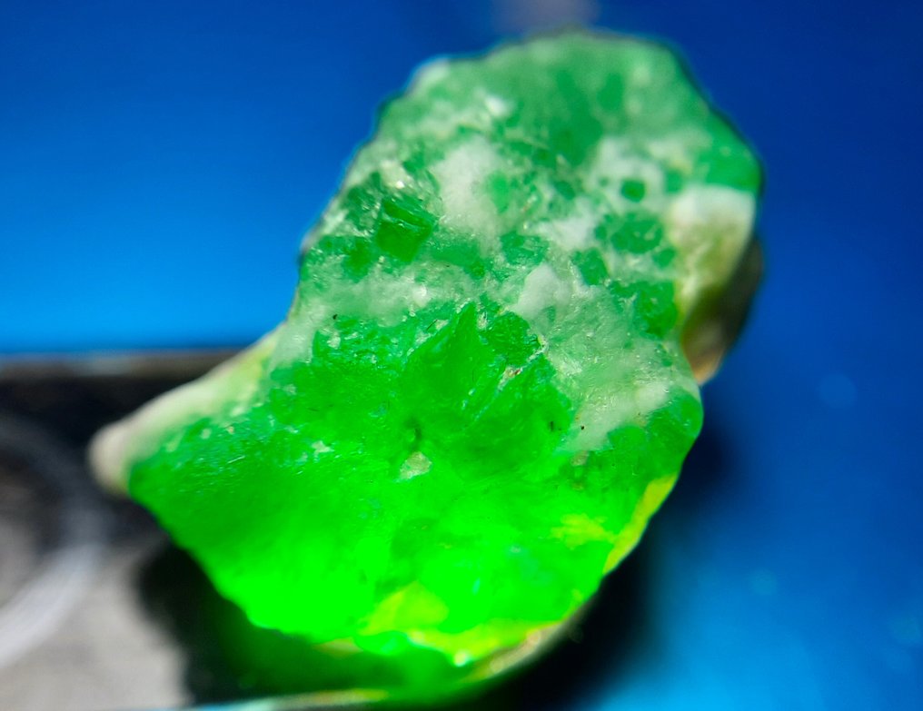 11,9 ct - Käsittelemätön luonnollinen smaragdi Karkea- 2.38 g #1.0