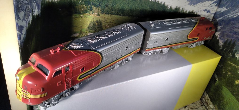 Fleischmann H0 - Diesel locomotive (2) - With original box - Santa Fe #3.2