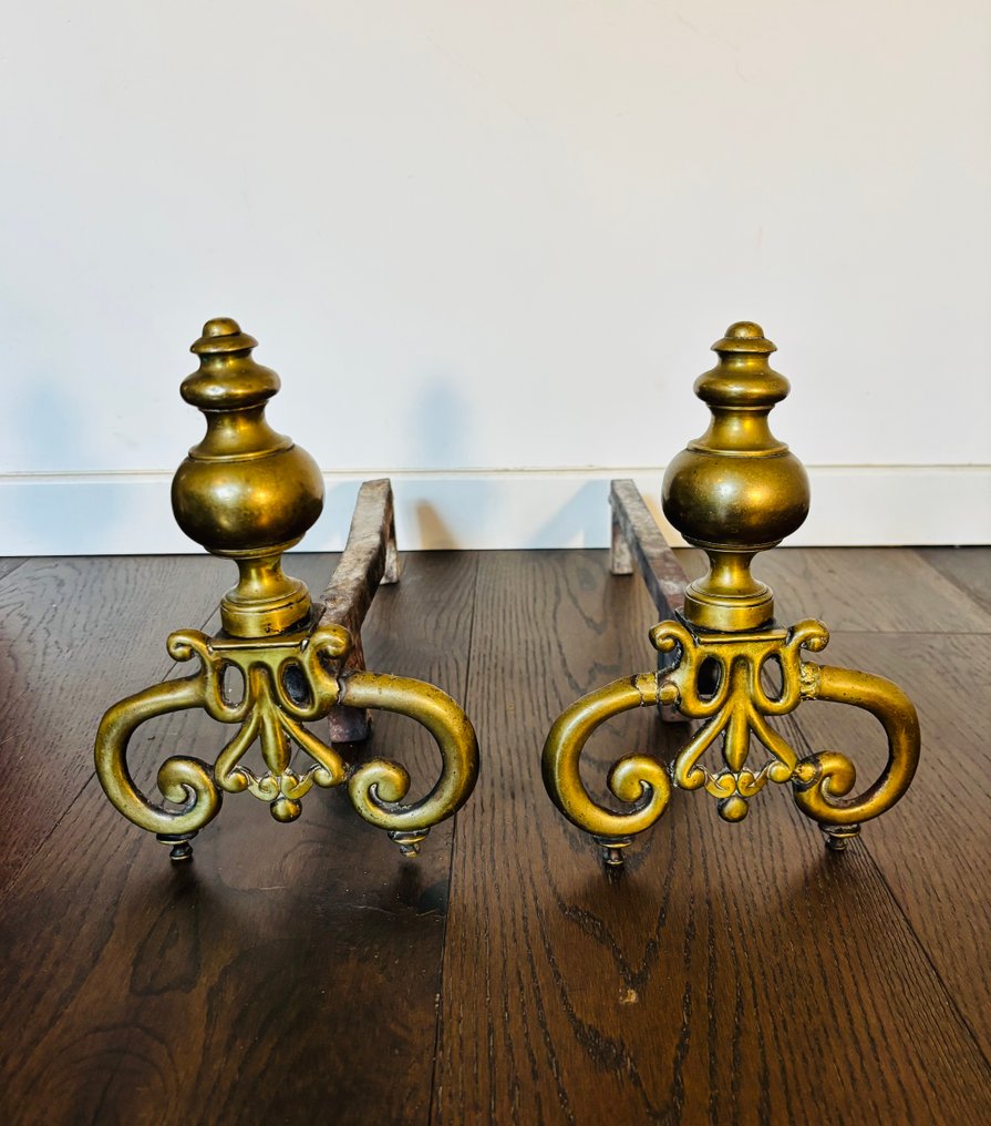 Πυροστιά - Ορείχαλκος, Cast iron - Ζευγάρι αντίκα τζάμια. #1.0