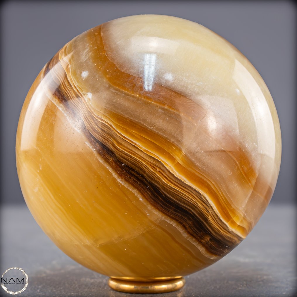 Majestic aragonite sphere The masterpiece of the Earth in golden-brown harmony.- 1195.81 g #3.2