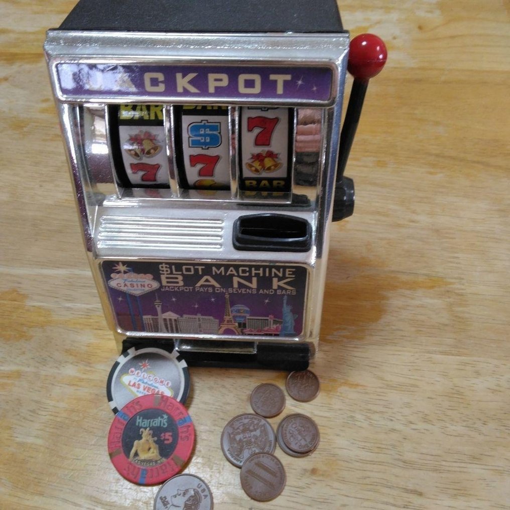 Classic Slot Machine Coin Bank with Lever – Includes Assorted Toy Coins & Casino Chips - 老虎機  #1.0