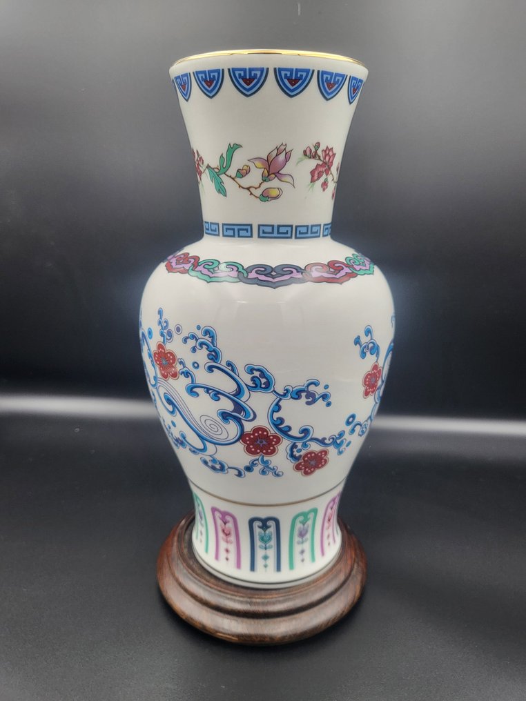 Franklin Mint – Vase en porcelaine “The Journey of the Heavenly Tortoise” – 1986 – Fine Porcelain – - 花瓶  - 瓷器 #2.1