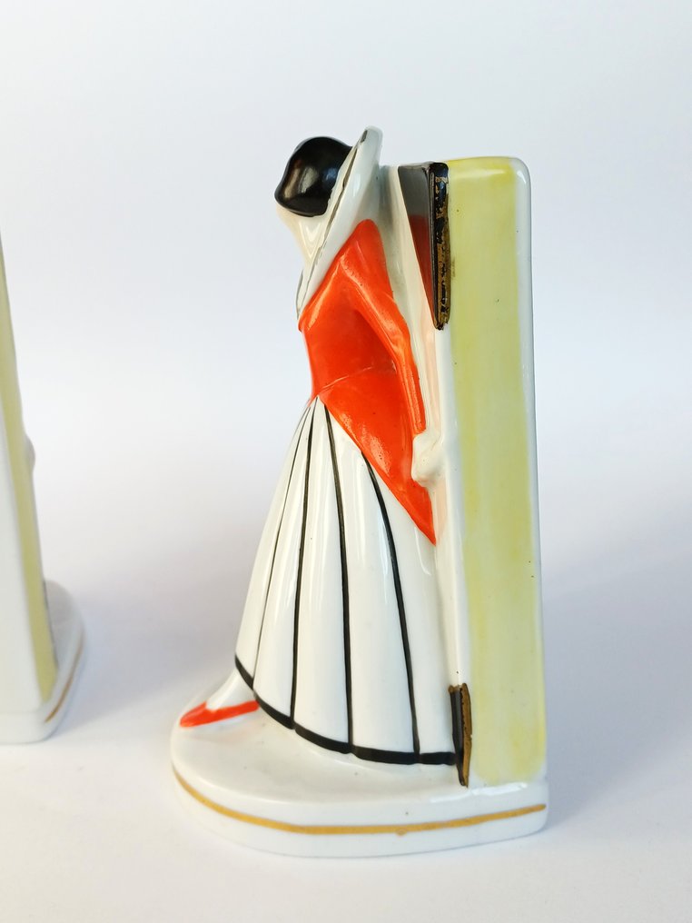 Kirjatuet (2) - Posliini - Pierrot, Pierrette #4.3