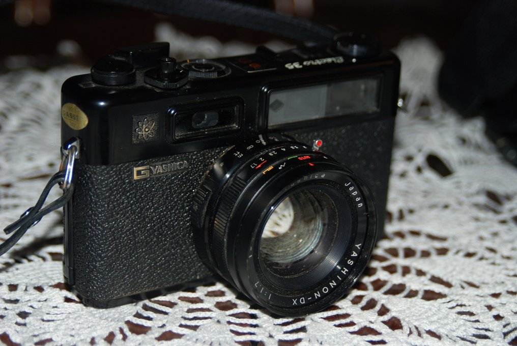 Yashica Electro 35 GT nero con Yashinon DX 1,7/40mm | Analóg fényképezőgép #3.2