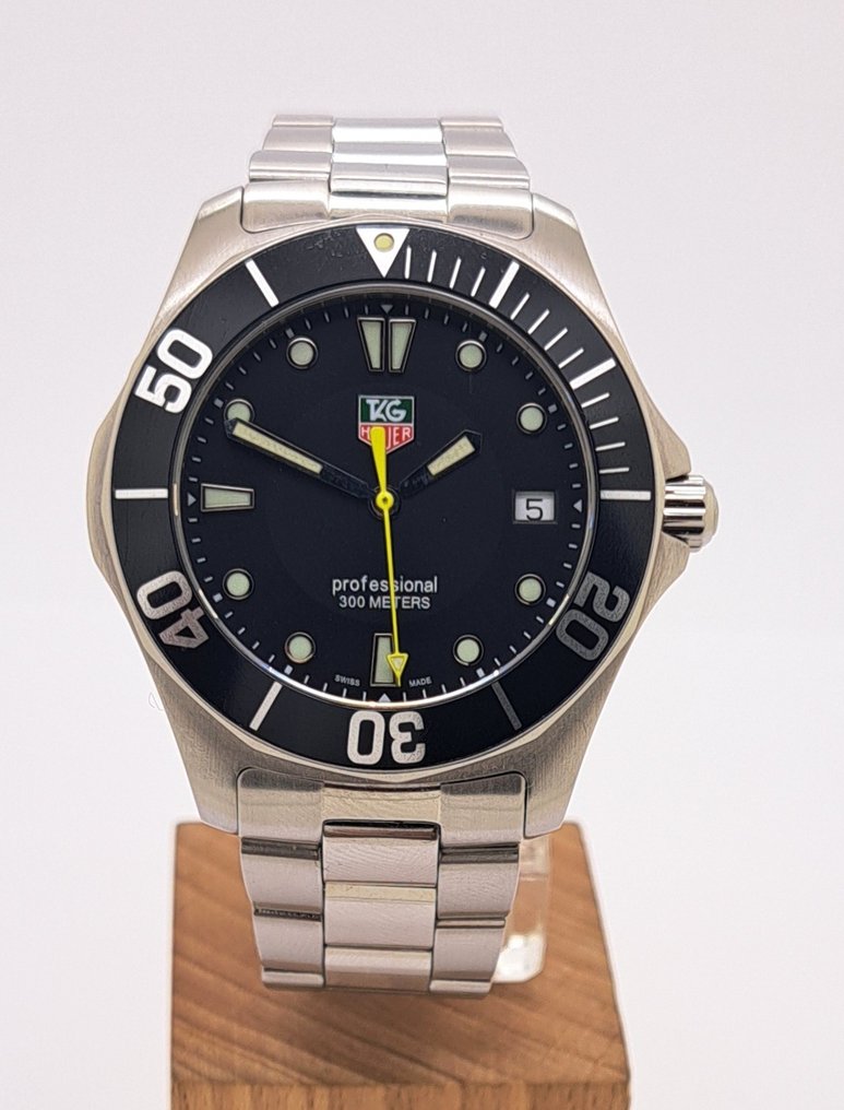 TAG Heuer - Aquaracer Professional - WAB1110 - Men - 2010-2020  #3.2