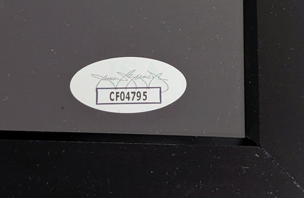 Orlando Magic - NBA - Shaquille O'Neal - JSA验证的原始签名在一张装裱的照片上  #3.2
