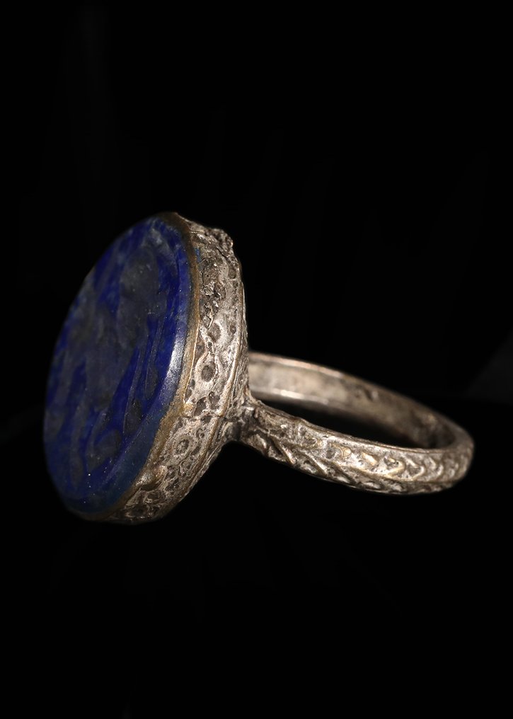 伊斯兰奥斯曼/贝都因风格 银金属 蓝宝石雕刻马的戒指  (没有保留价) #1.0