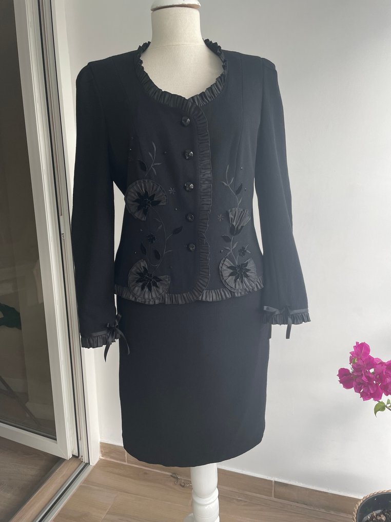 Escada - Damedrakt #1.0