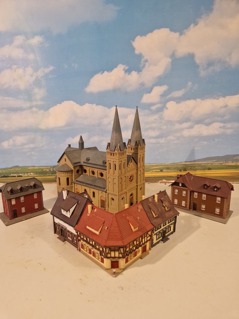 Kibri, Vollmer N - 37025 - Modelltog bygninger (6) - kirke og landsbybygninger #1.0