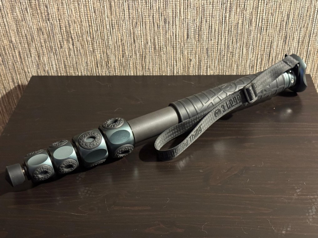 Onbekend Alana monopod in Metallica State Grey Monopied #1.0