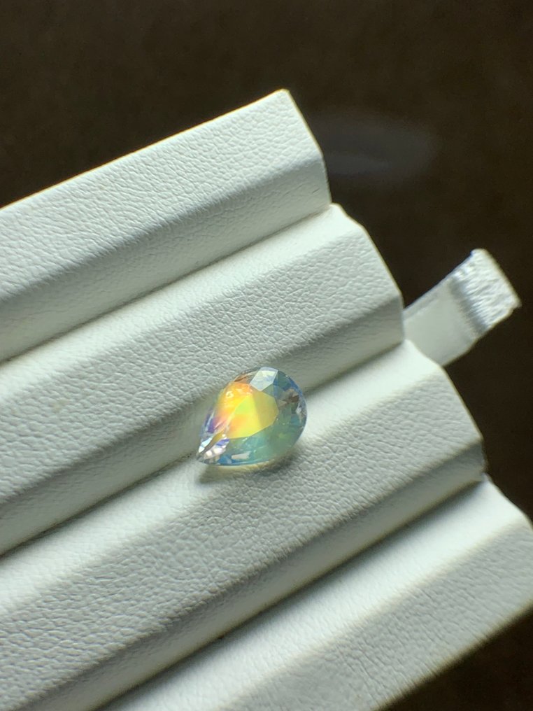 1 pcs 多色, 藍色 月光石 - 2.89 ct - 國際有色寶石協會 (ICA GemLab) - 天然拉长石 #4.3