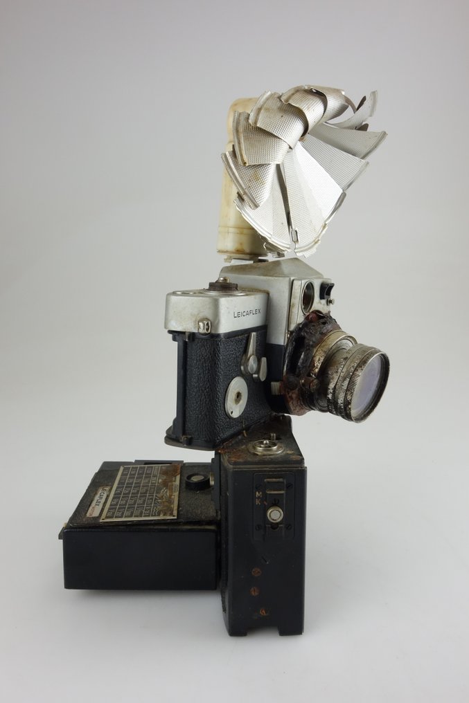 Leica Leicaflex Objektiv Elmar 2,8 Blitz Leicaflex Motor "Totally destroyed" Kunstobjekt  (jp031) Analogue camera #3.2