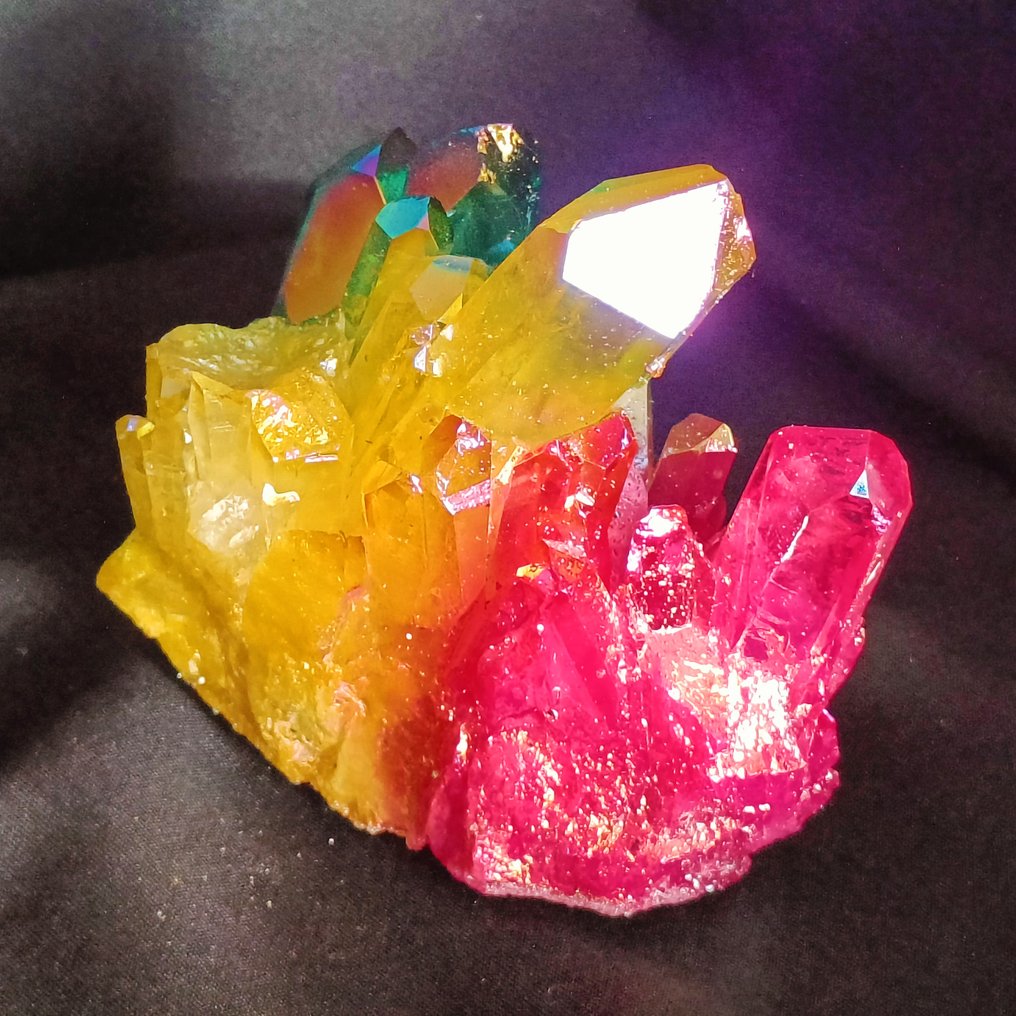 Aura Kvarts Krystallslutt (laboratorium-behandlet) Krystaller i indlejring - Høyde: 120 mm - Bredde: 120 mm- 1138 g #2.1