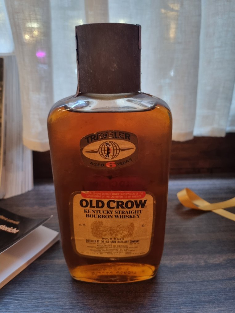 Old Crow 6 years old Traveler - 86 Proof - b. 1970s - 75cl #3.2