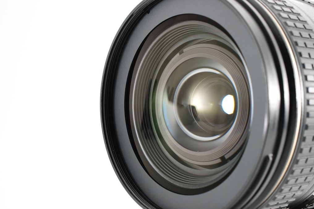 Nikon AF-S DX Nikkor 2.8-4/16-80mm E ED VR [#1015] Objectif d’appareil photo #2.1