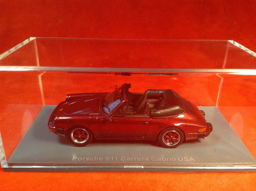 Neo Scale Models 1:43 - 模型運動車 - ref. #43252 Porsche 911 Carrera Cabriolet USA 1995 - met. wine red - 卓越品质——限量版,如今难以找到 #4.3