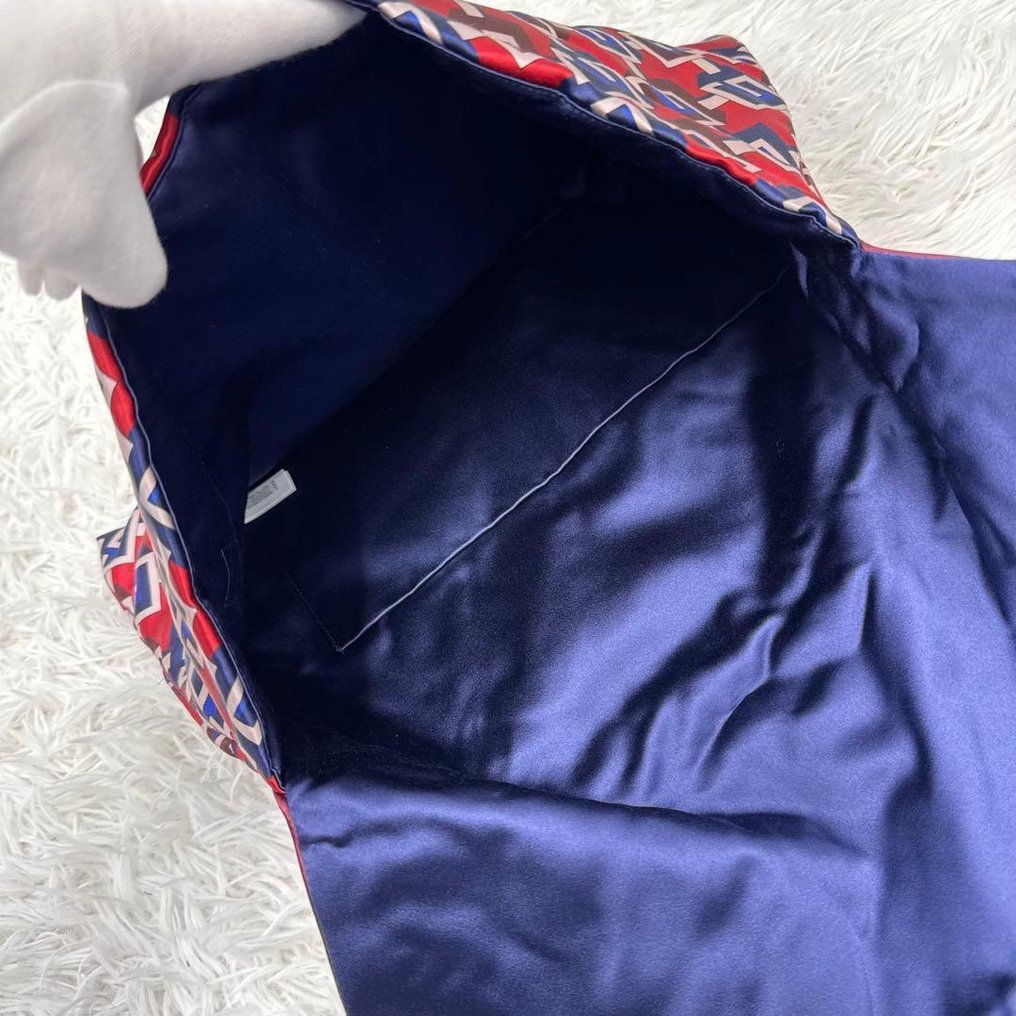 Toiletsæt i rejsestørrelse - Satinlignende tekstiler - Gucci G Travel Set #2.1