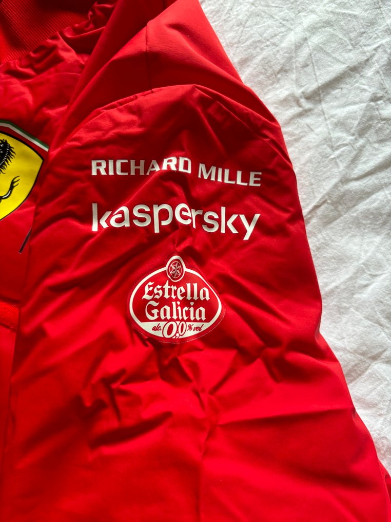Ferrari - Formula One - Winter Jacket - 2021 - Team wear #4.3
