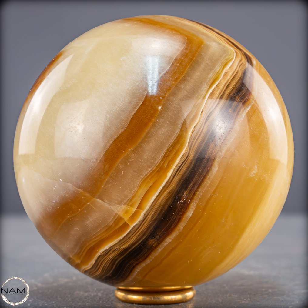 Majestic aragonite sphere The masterpiece of the Earth in golden-brown harmony.- 1195.81 g #1.0