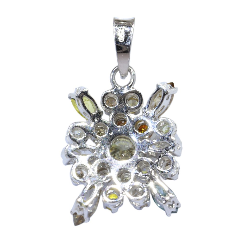 Ei pohjahintaa - Riipus - 18 kt. Valkokulta - Timantti - 1950-luvun väri-diamantti #4.3