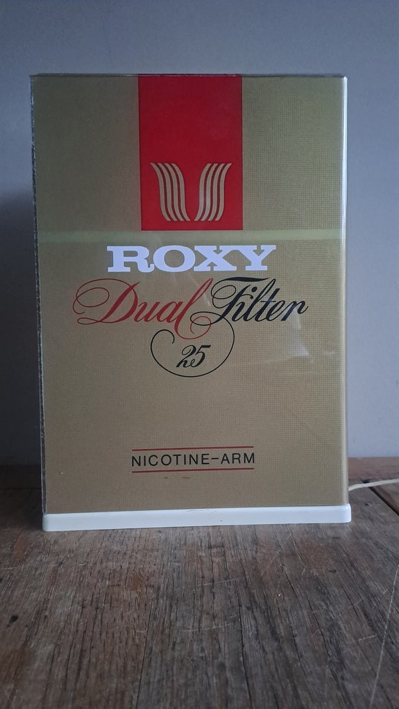 Διπλό φωτιστικό Roxy. - Διαφημιστική πινακίδα οπίσθιου φωτισμού - Πλεξιγκλάς #4.3