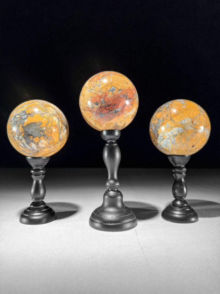 无底价 - 精彩的3件套黄马利加诺碧玉 定制支架上的球体- 2100 g - (3) #1.0