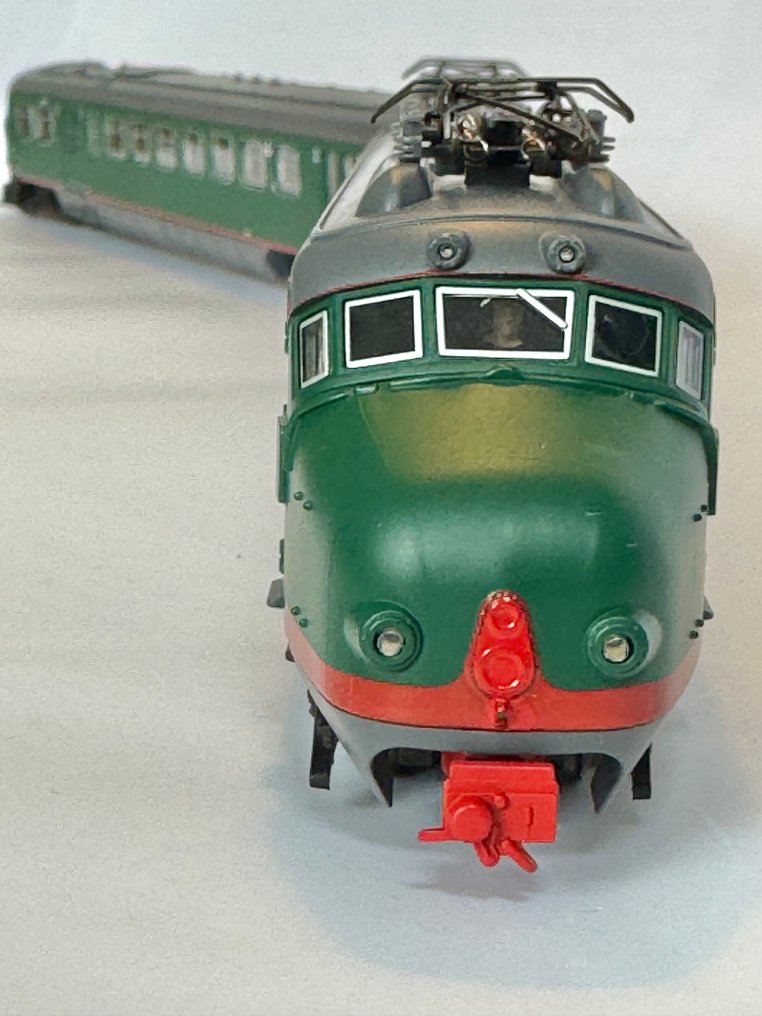 Piko H0 - 57521 - Rame automotrice (2) - Hondekop Mat 54 dans la configuration classique vert/rouge (période III) - NS #1.0